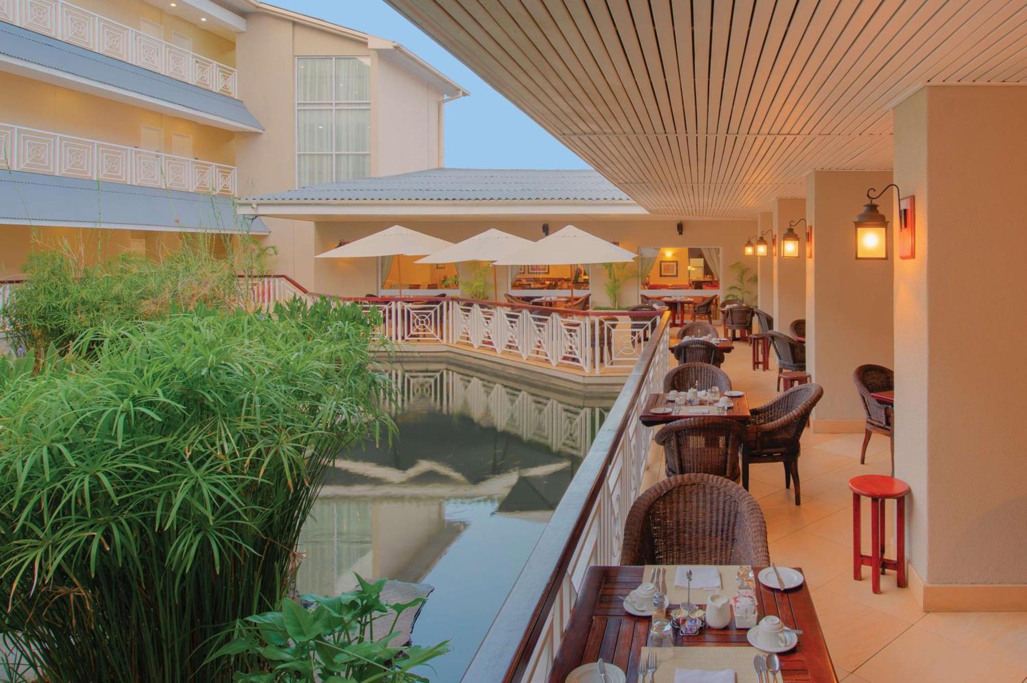 Southern Sun Ridgeway Lusaka Eksteriør billede